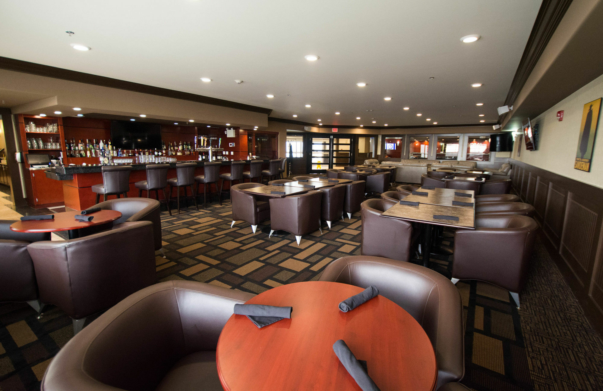 Chateau Nova Peace River 외부 사진