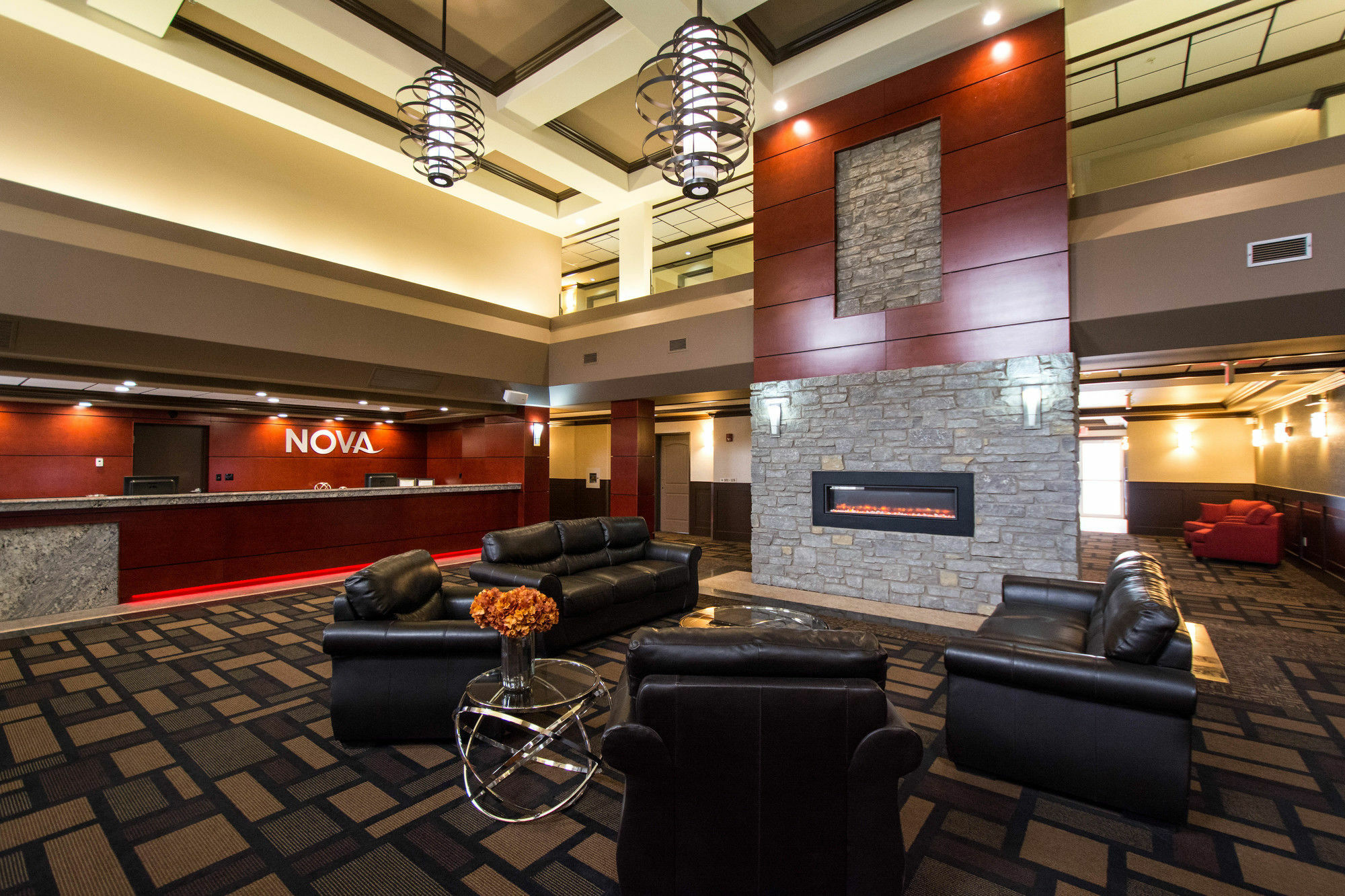 Chateau Nova Peace River 외부 사진